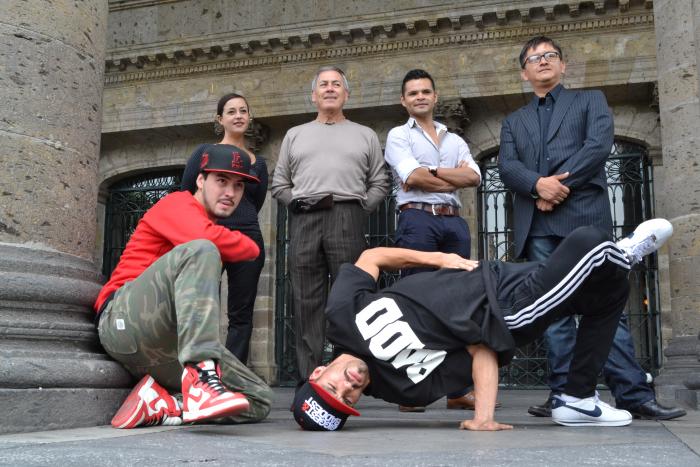 Deja las calles el hip hop para tomar el Teatro Degollado