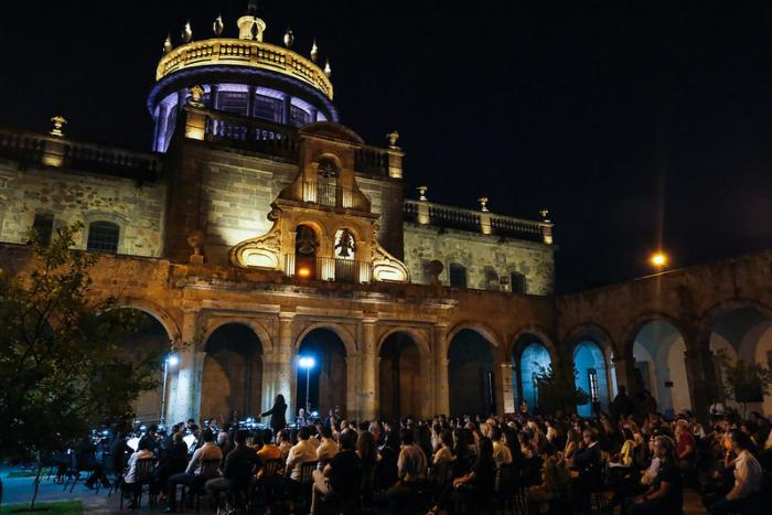 La Filarmónica de Jalisco agota entradas para la primera serenata de primavera en el Museo Cabañas