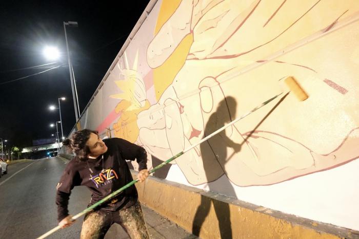 Artistas urbanos dan últimas pinceladas a sus murales en López Mateos dentro de Traza Jalisco 2022