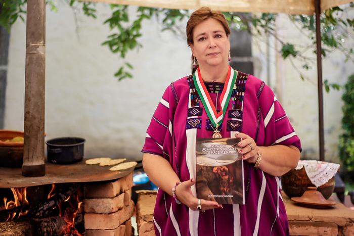 Maru Toledo rescata las raíces prehispánicas de la cocina tradicional de Magdalena