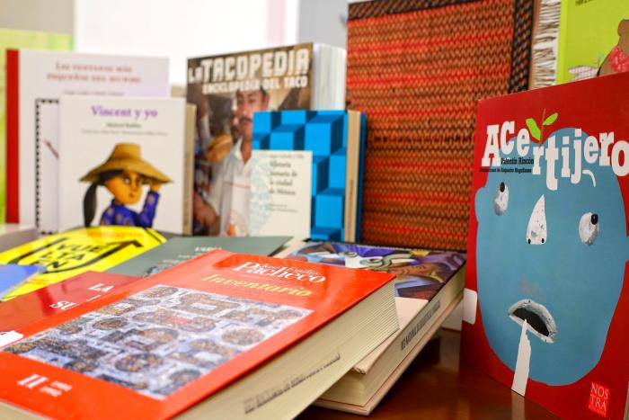 Reciben bibliotecas de Jalisco más de 6 mil libros, en el marco de la Capital Mundial del Libro
