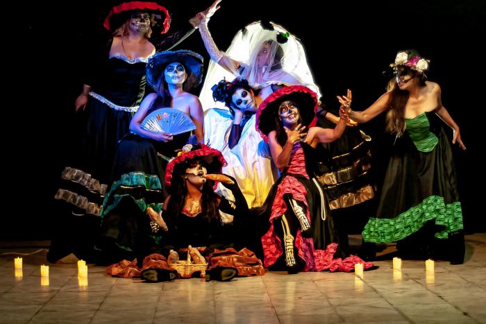 Las Caaa… trinas en el Centro Cultural Calzada