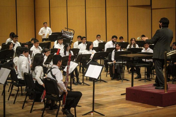 Las y los pequeños de la Banda Sinfónica ECOS se presentaron en el Teatro Degollado