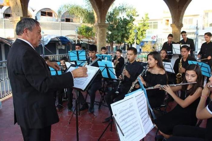 Reconocimiento a la Trayectoria de Manuel Cerros Guevara