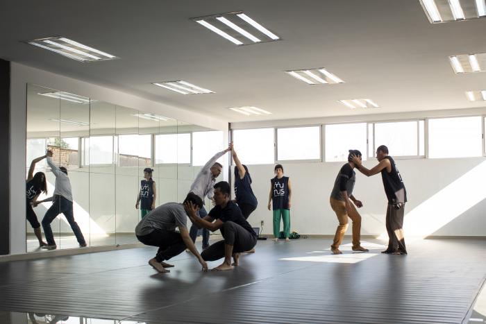 Realizan taller de video + danza en el Centro Cultural José Rolón