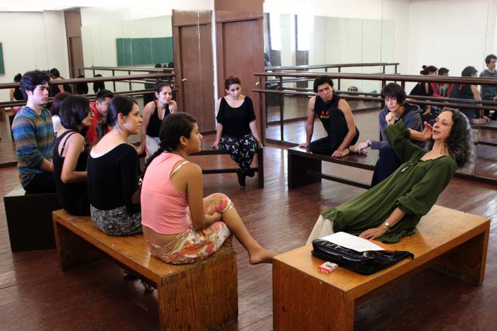 Inicia el taller de actuación “Del cuerpo al corazón” en la MET 2014